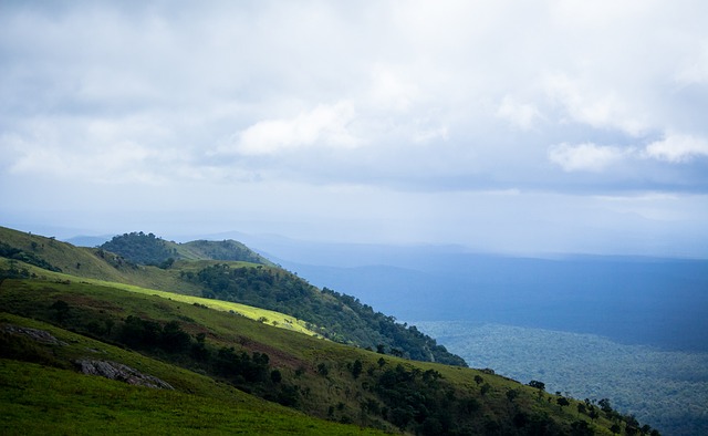 面临巨大挑 面临巨大挑